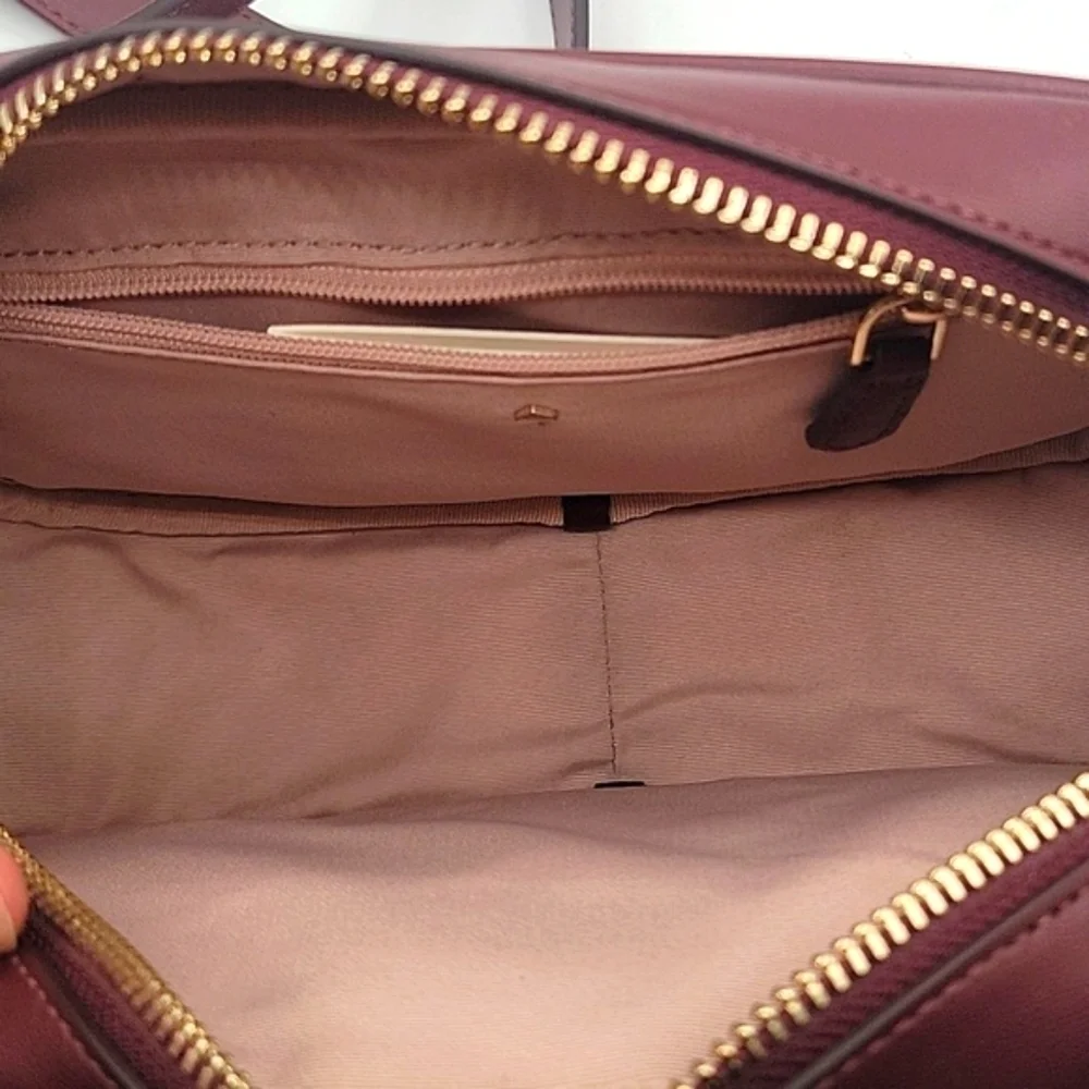 Kate Spade NWOT spade flower coated canvas infinite medium camera bag Pink